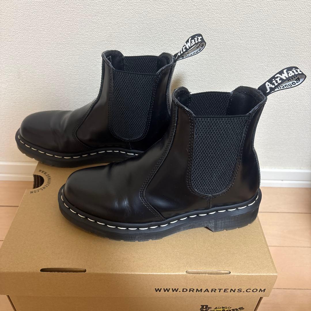 ドクターマーチン　ホワイトステッチ チェルシーブーツ　サイドゴア　UK4