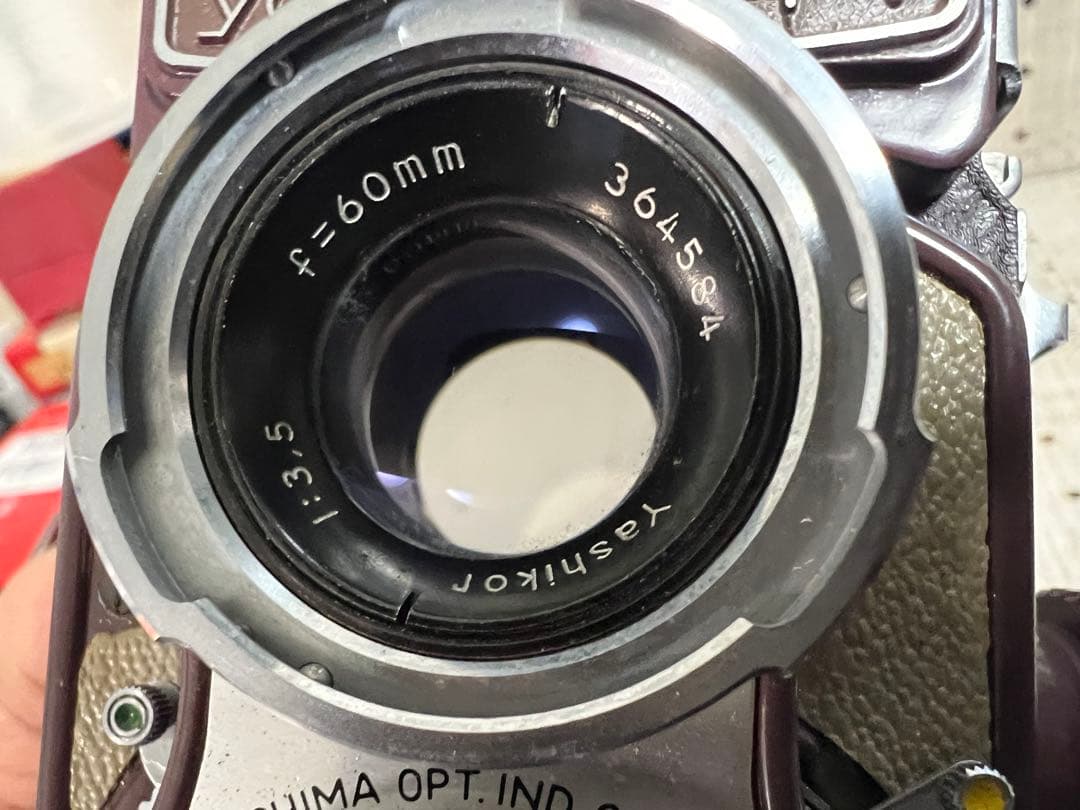 Yashica 44 カメラ