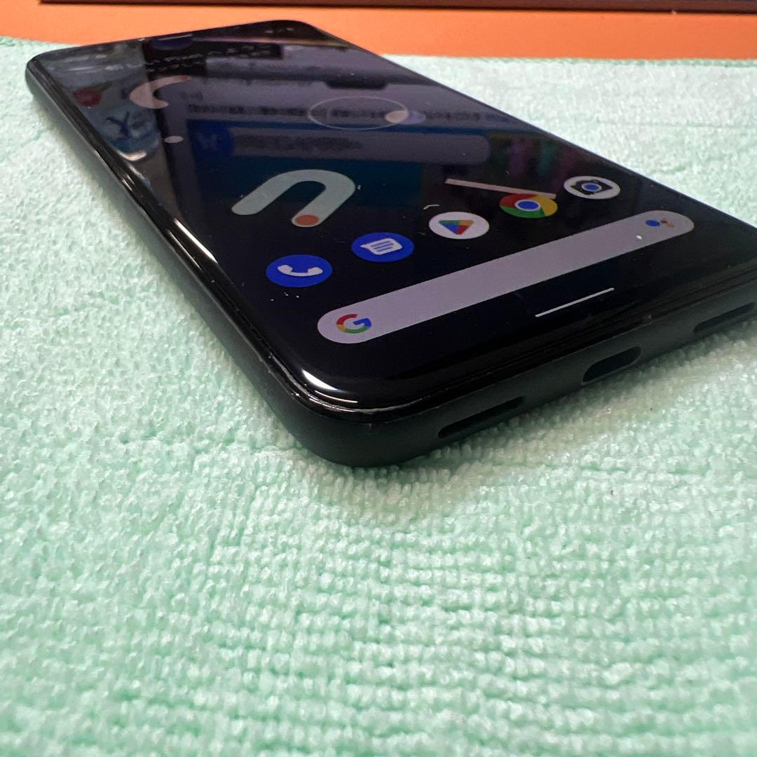 Google Pixel 4a 本体