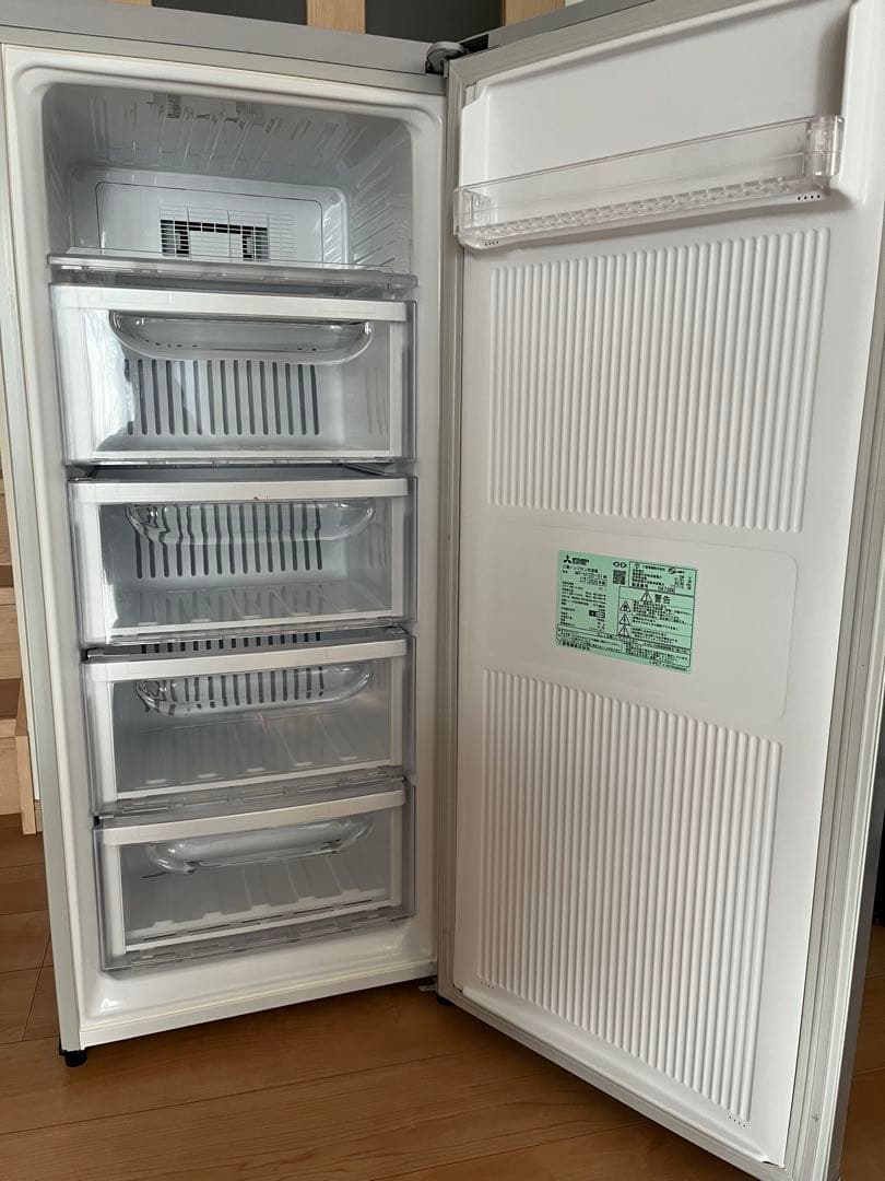 三菱電機　ノンフロン冷凍庫　MF-U12D-S1 2020年製