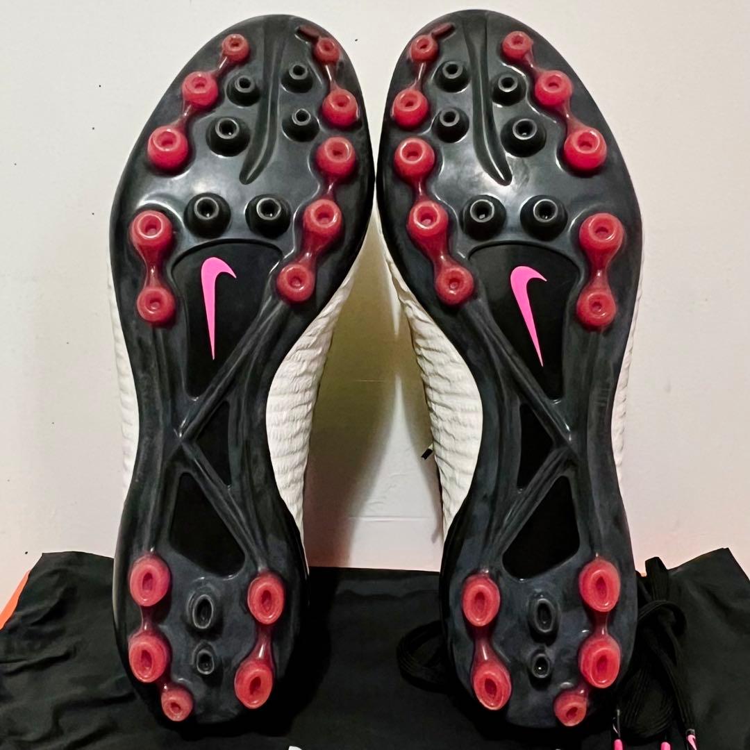 ア*ロ様 【海外限定】 NIKE ナイキ マジスタ オブラ AG 26.5cm