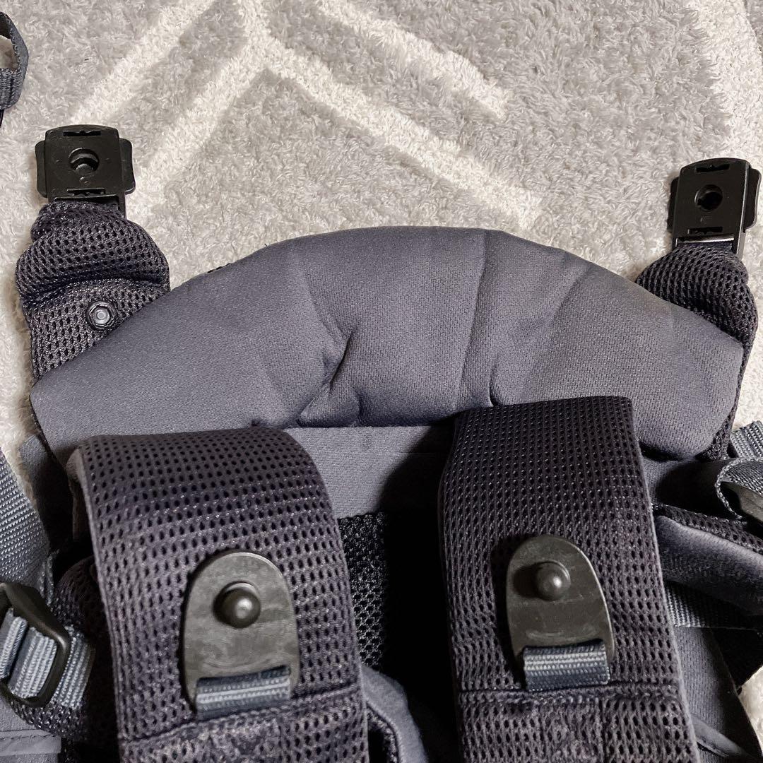 アップリカ　ラクリス　ダークグレー　抱っこ紐　赤ちゃん　新生児