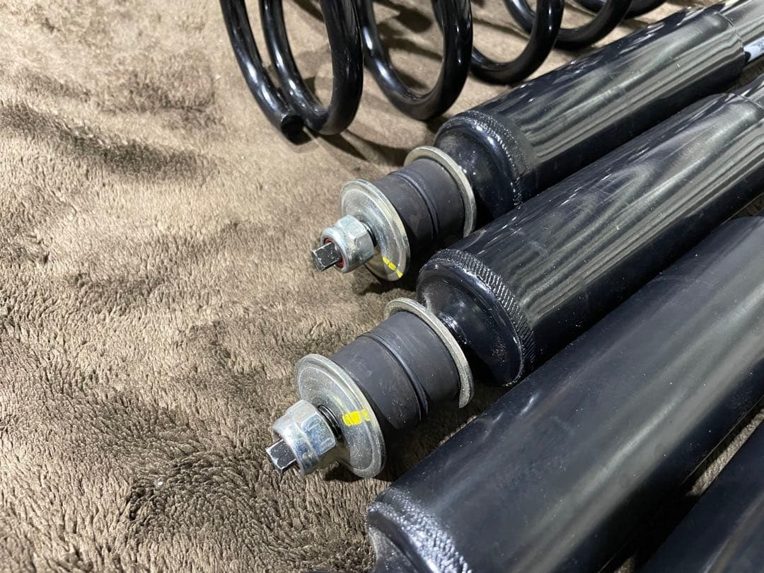 在庫処分特価！ ジムニー ノマド JC74 純正 新車外し サスペンション