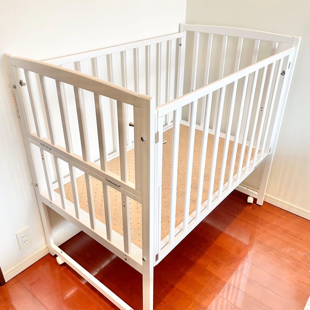 美品♡ヤマサキ ハイタイプベッド ツーオープン ホワイト ベビーベッド