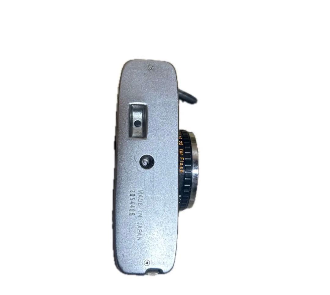 Olympus Pen EE-2 シルバー コンパクトカメラ