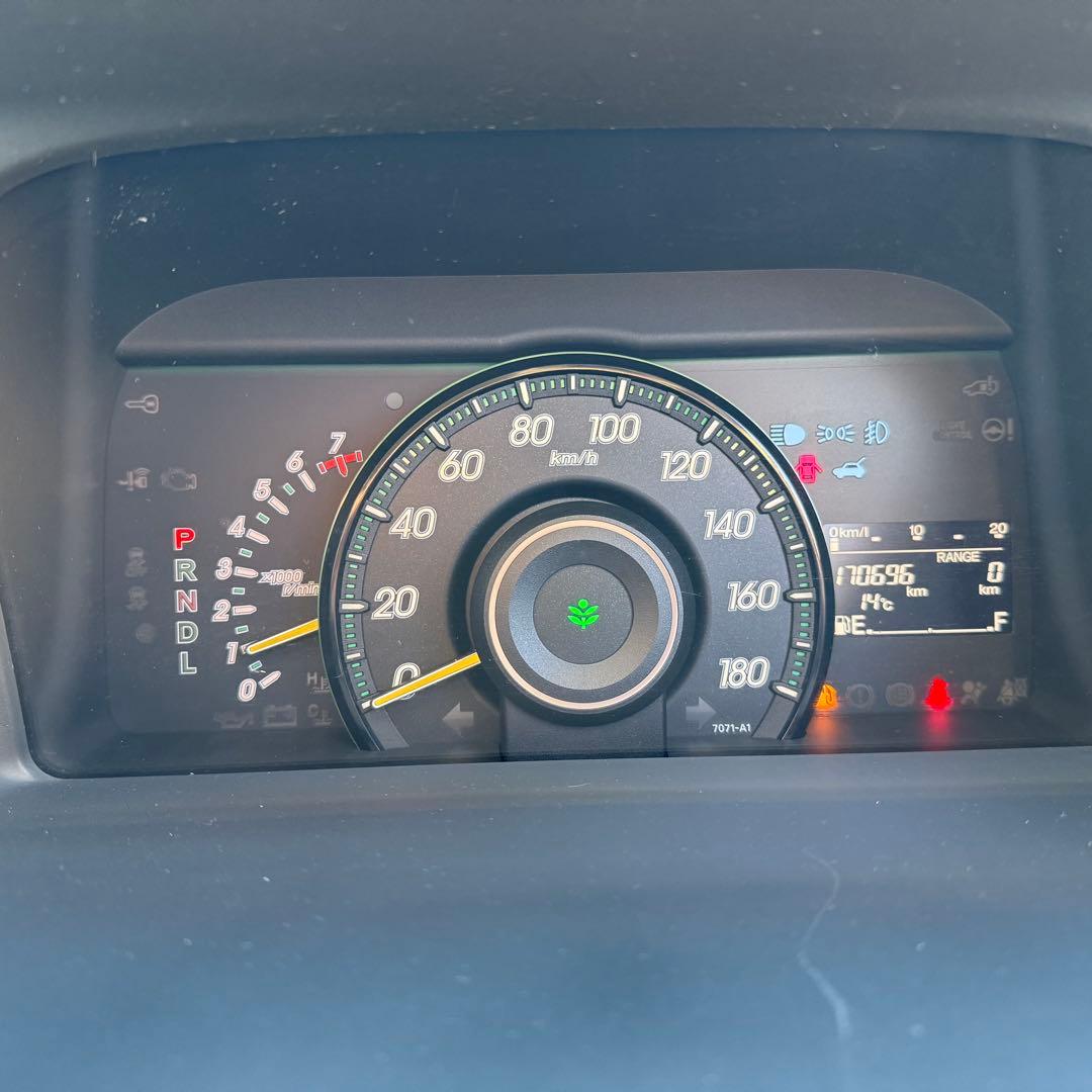 滋賀発　４ナンバー 車検いっぱい ステップワゴン RK1 貨物登録 5人乗り