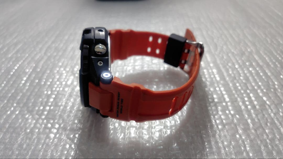 美品 G-SHOCK GA-1000 グラビティマスター アナデジ オレンジ