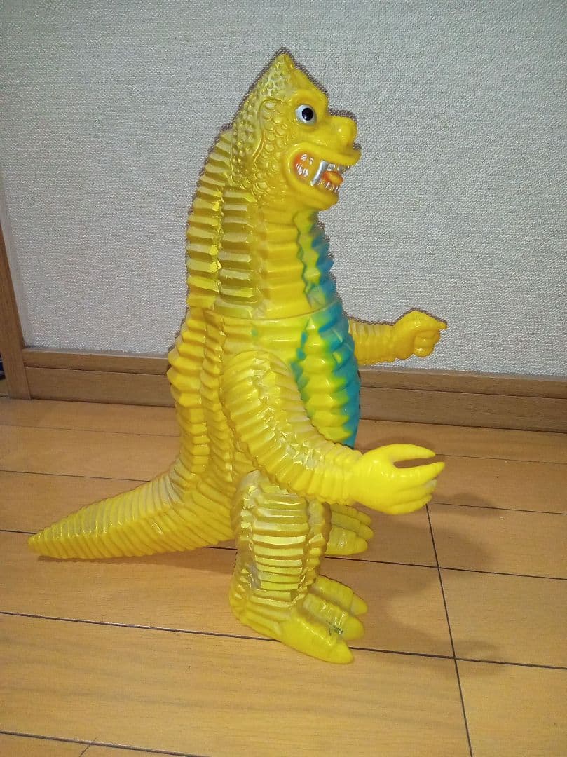 ジャイアントレッドキング、ゴモラ　セット　ブルマァク　再販　ソフビ