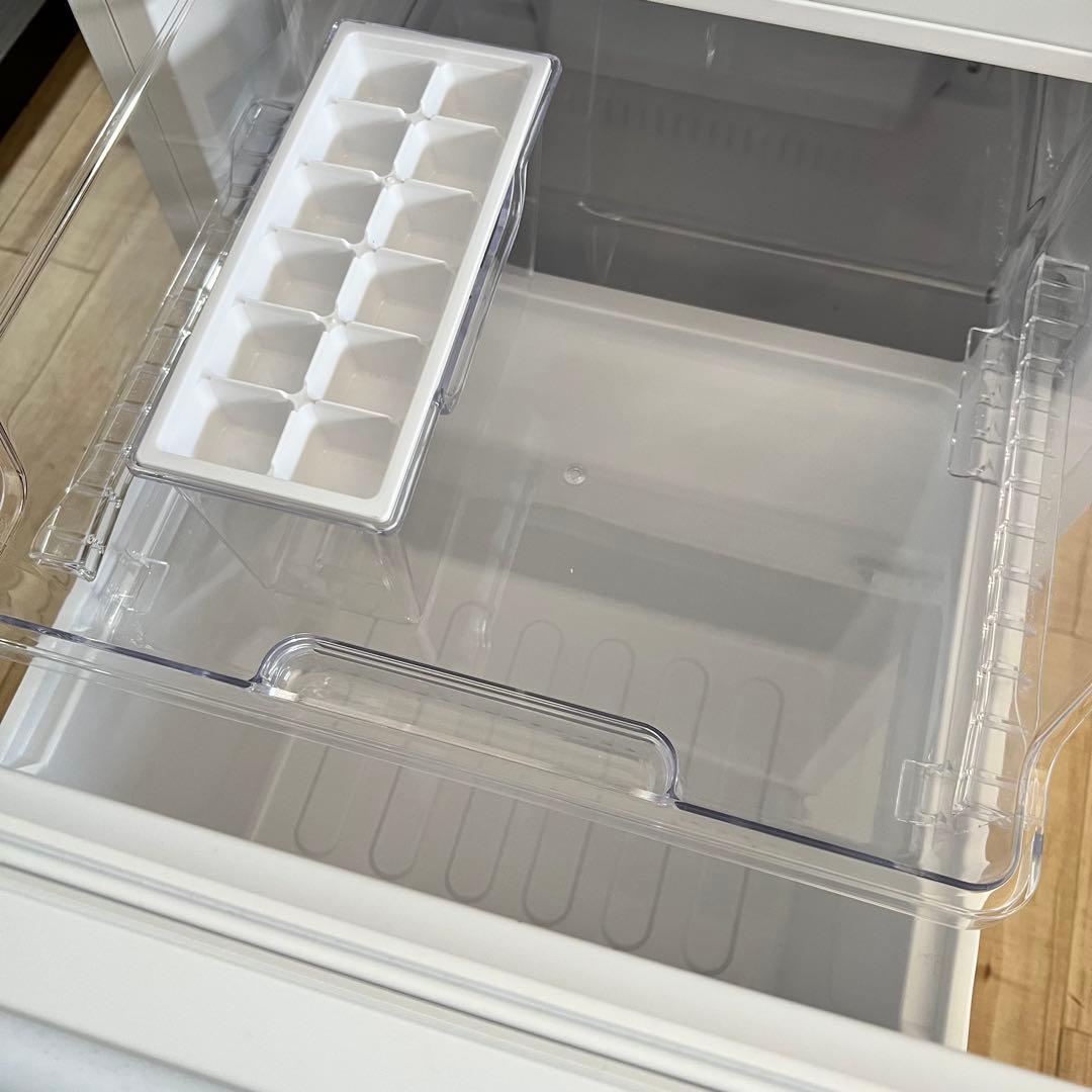 2022年製SHARP両ドア冷蔵庫 SJ-D15H-W 152L 取扱説明書付き