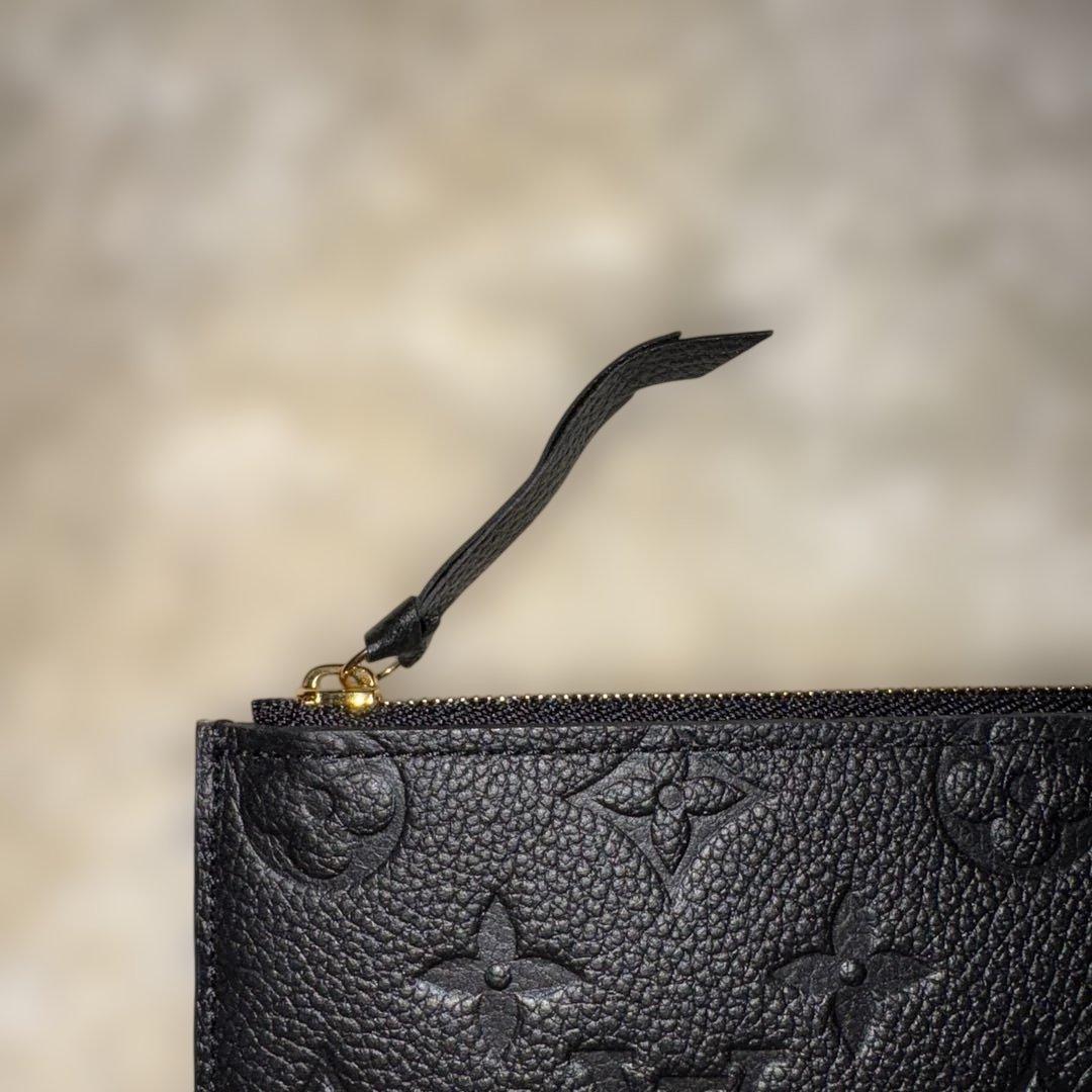Louis Vuitton ブラック アンプラント モノグラム ポーチ