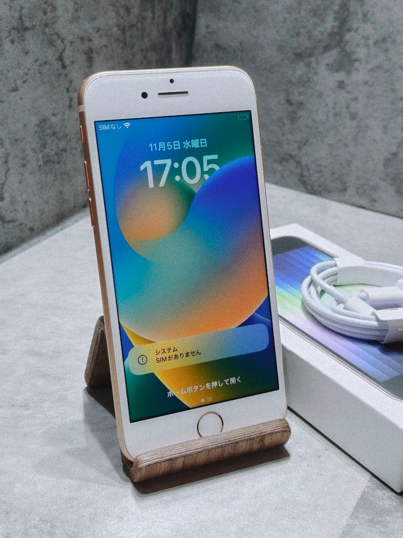 iphone8 64GB SIMロック解除済み スマホ