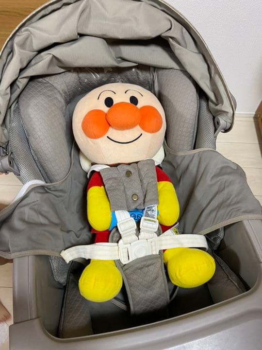 アップリカ　ユラリズムオートプレミアム　ムーンロックBR