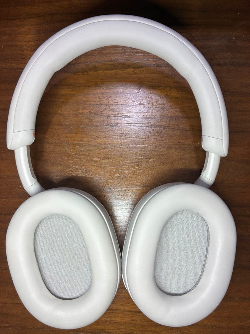 Sony WH-1000XM5 ホワイト 美品