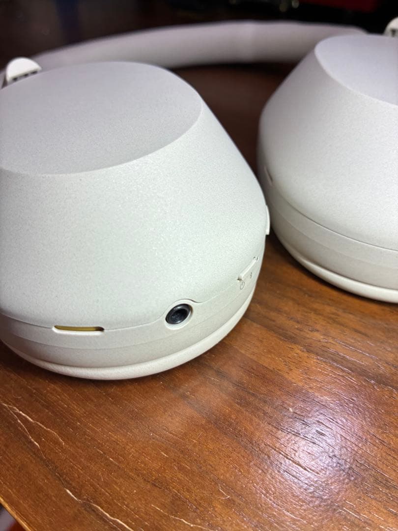 Sony WH-1000XM5 ホワイト 美品