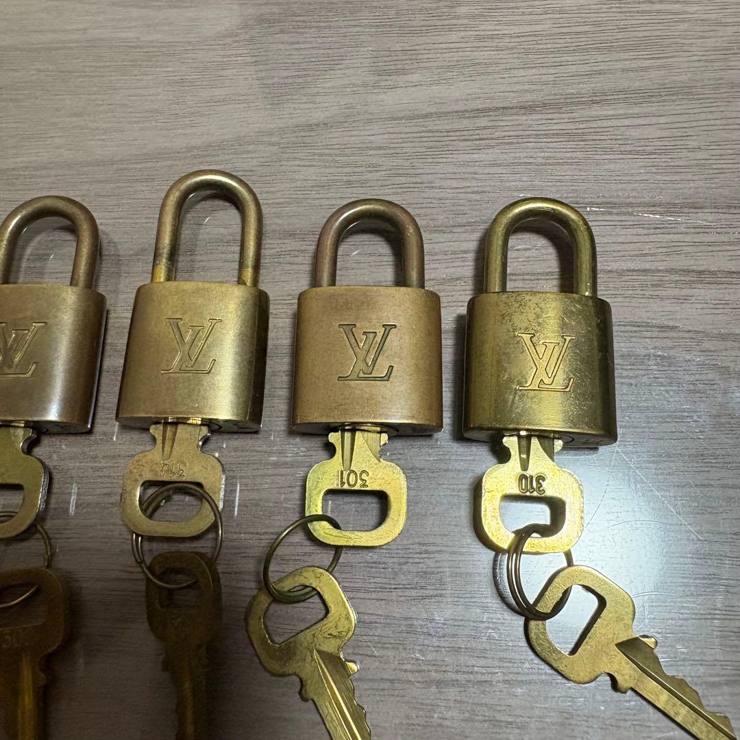 LOUIS VUITTON パドロック 南京錠 6個セット