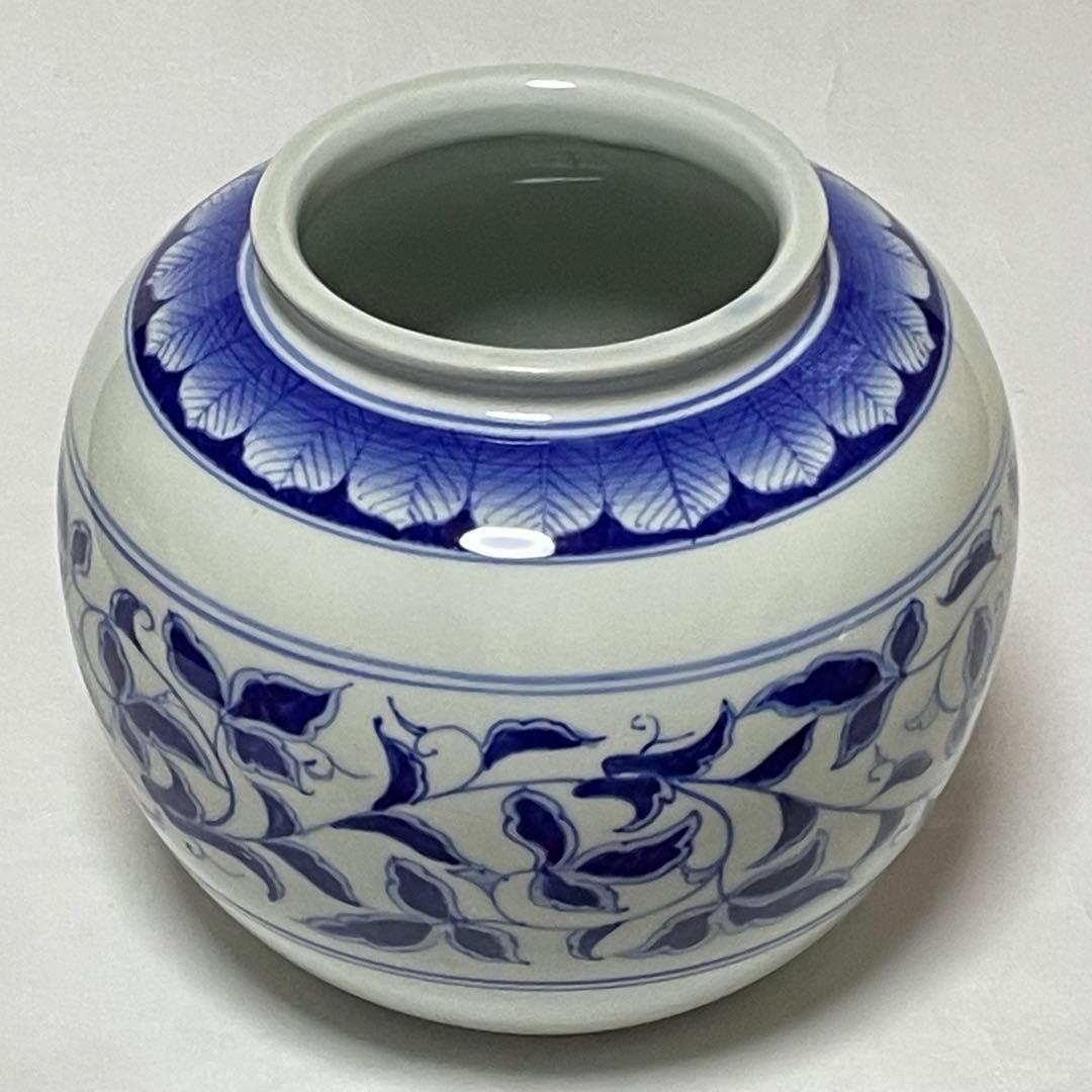 陶磁器　花瓶　花器　白地紺色葉模様　レトロ