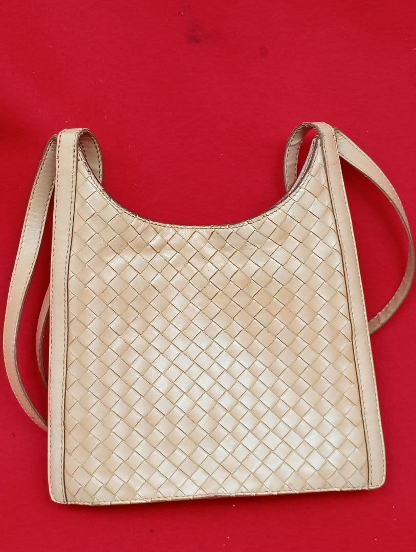 BOTTEGA VENETAむ イントレチャート キャメルレザー　バッグ