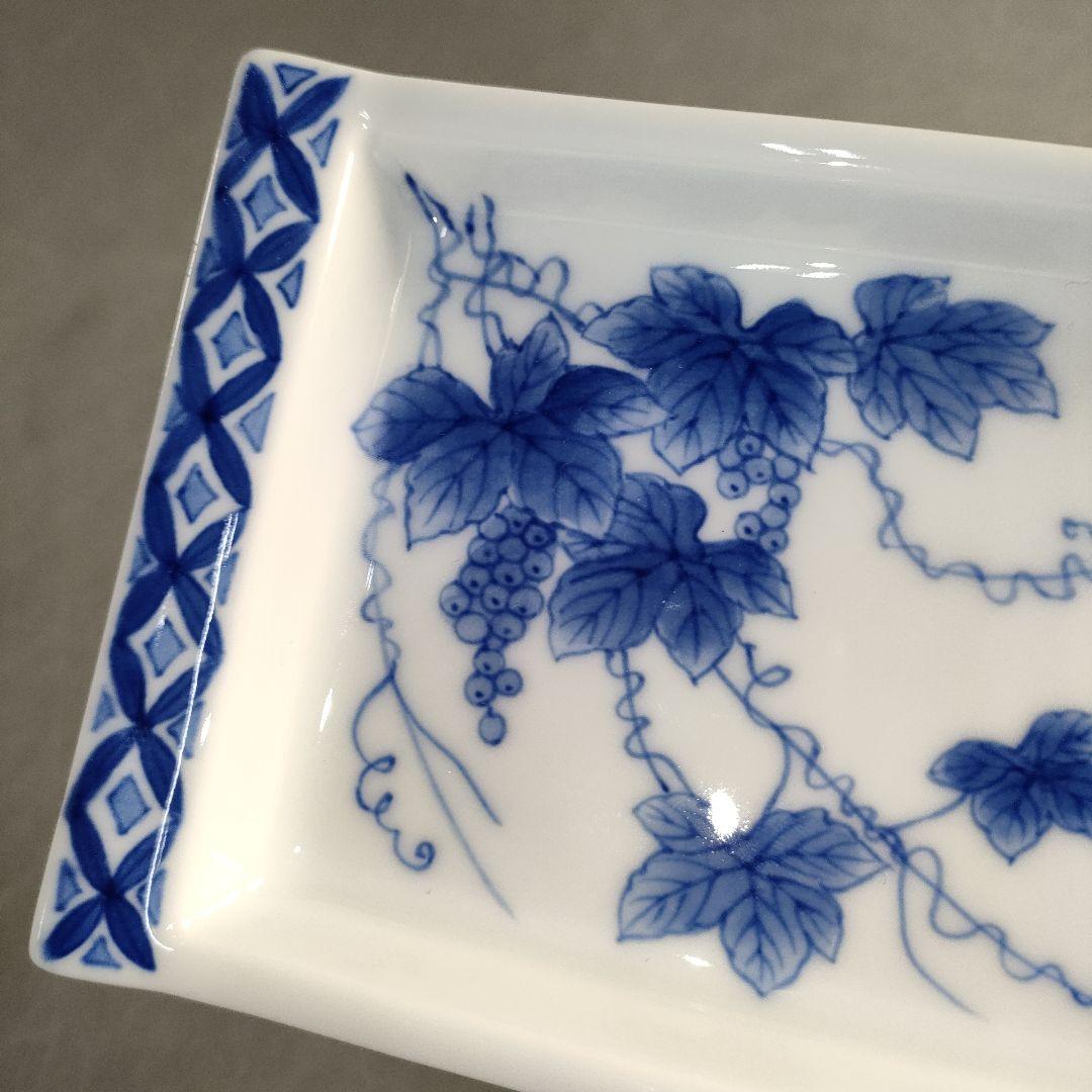 A1331-1/有田焼/辻精磁社 十四代辻常陸/染付栗鼠葡萄文長皿5客/共箱/