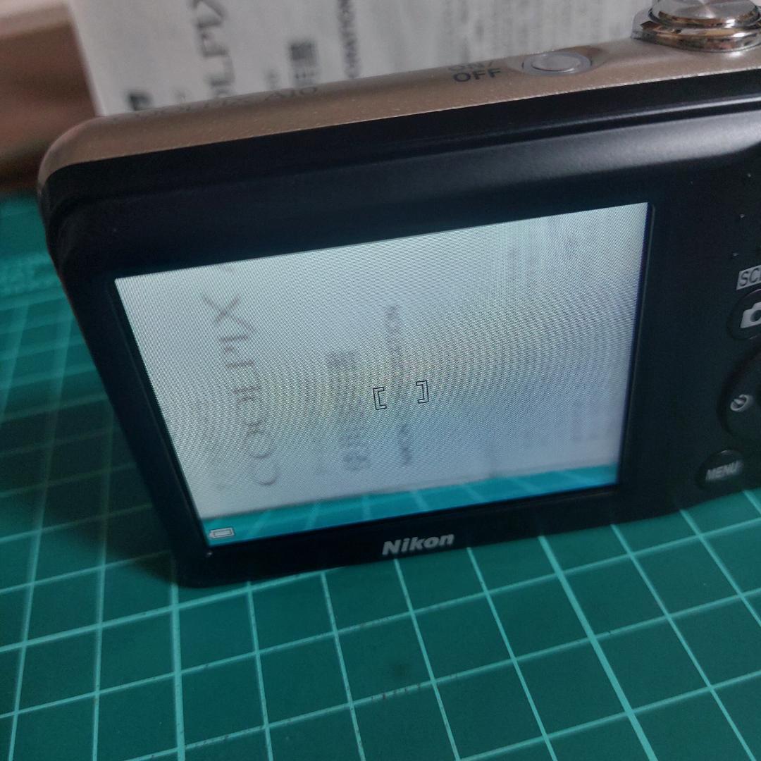 Nikon COOLPIX A10　ニコン クールピクス　シルバー