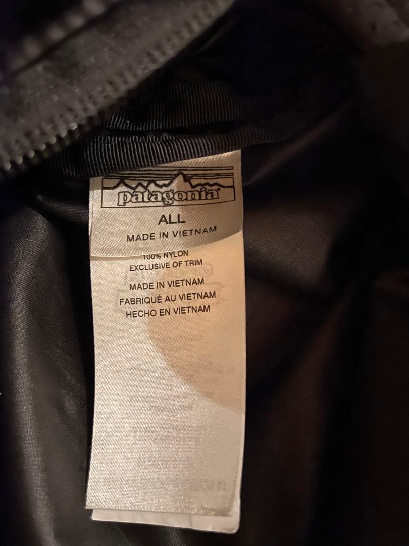 【美品】パタゴニア　ライトウェイトトラベルクーリエ　ブラック