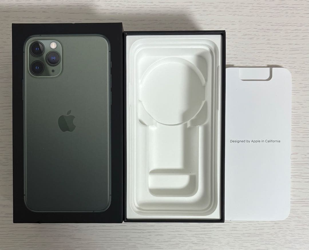 Apple iPhone 11 Pro ミッドナイトグリーン 256GB 美品