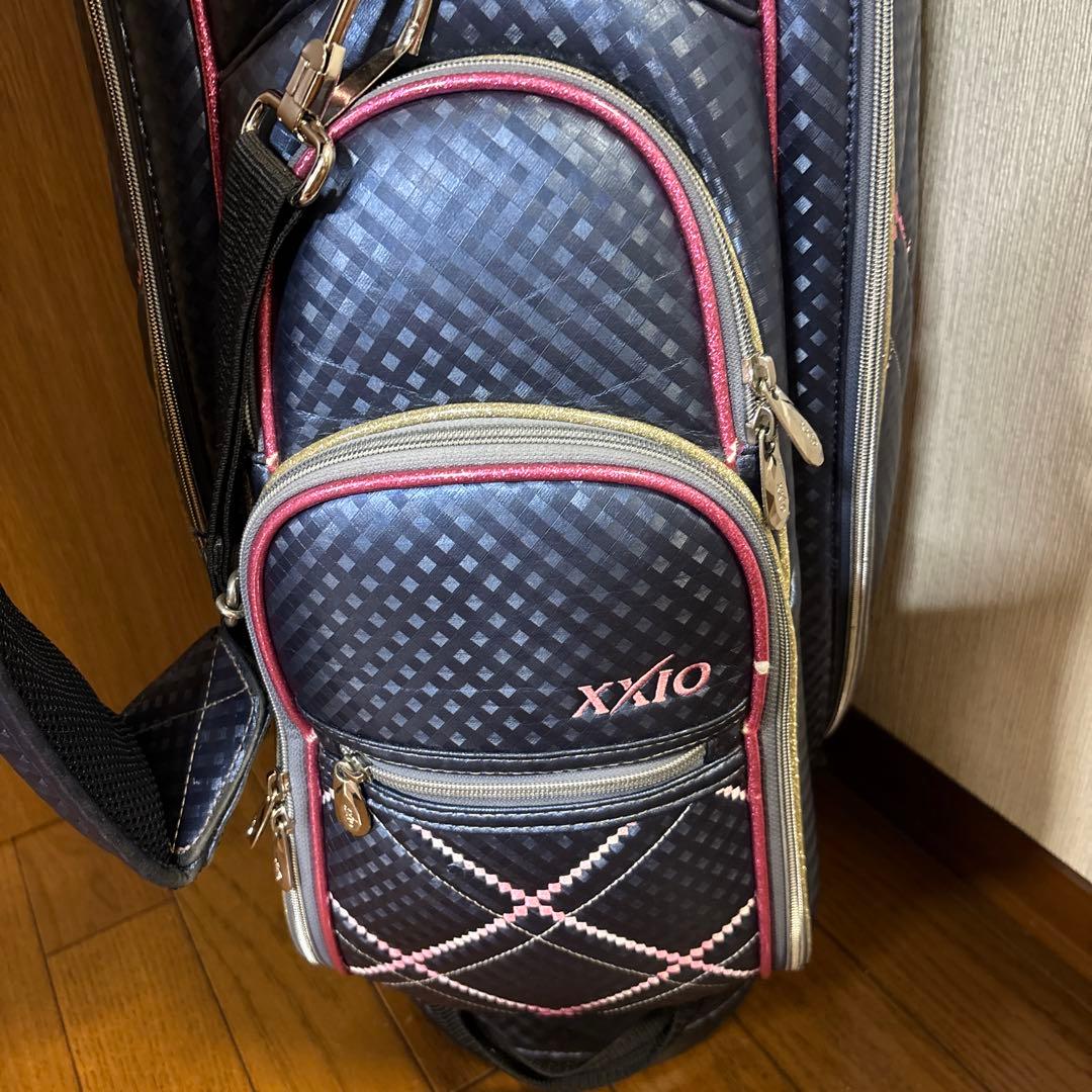 XXIO ネイビー キルティングキャディバッグ