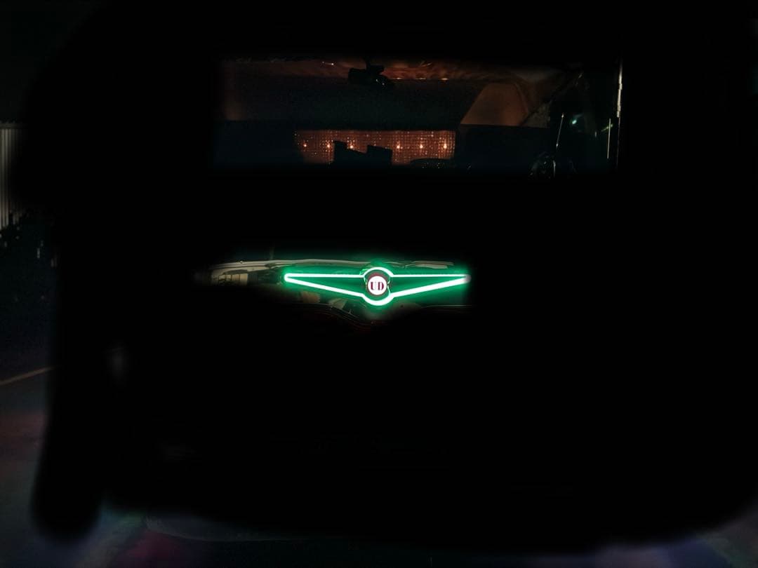 UDバスマークアンドン