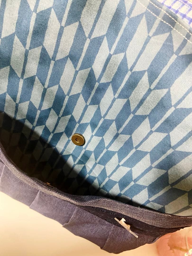 デニムリメイクバックS ベージュフリンジ×わんちゃん