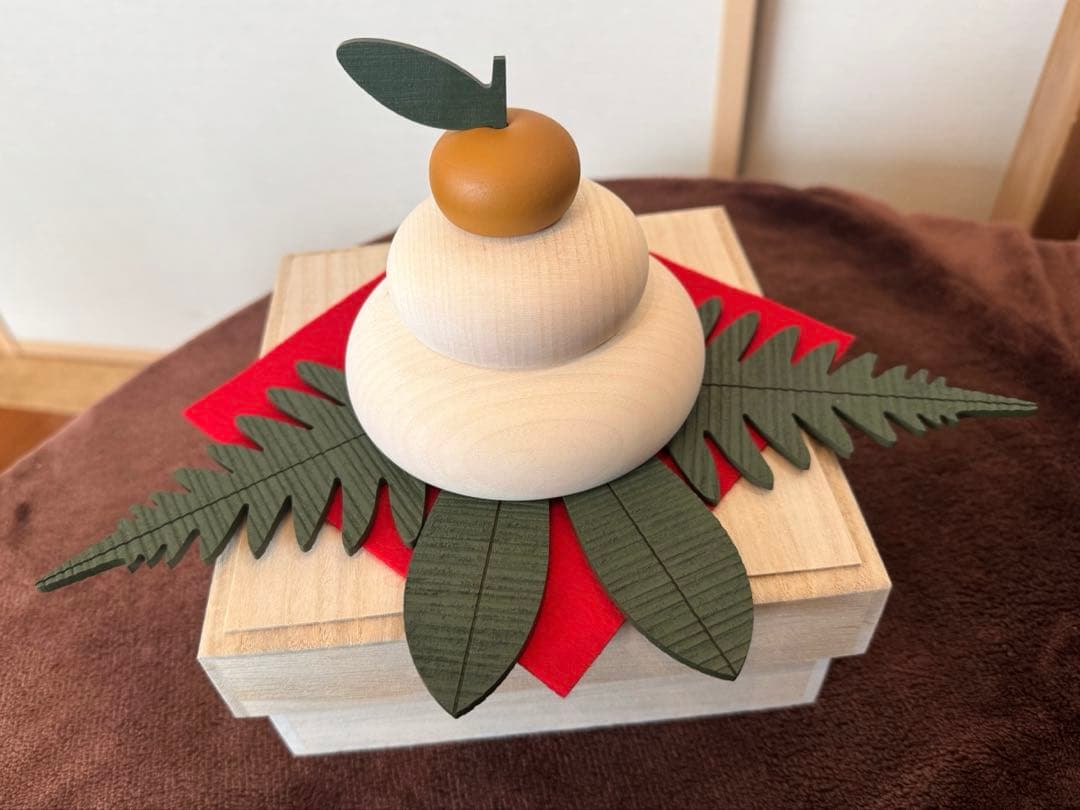 ‼️渡部です‼️極美品⭐️木製鏡餅（メープル・径約10.5cm）