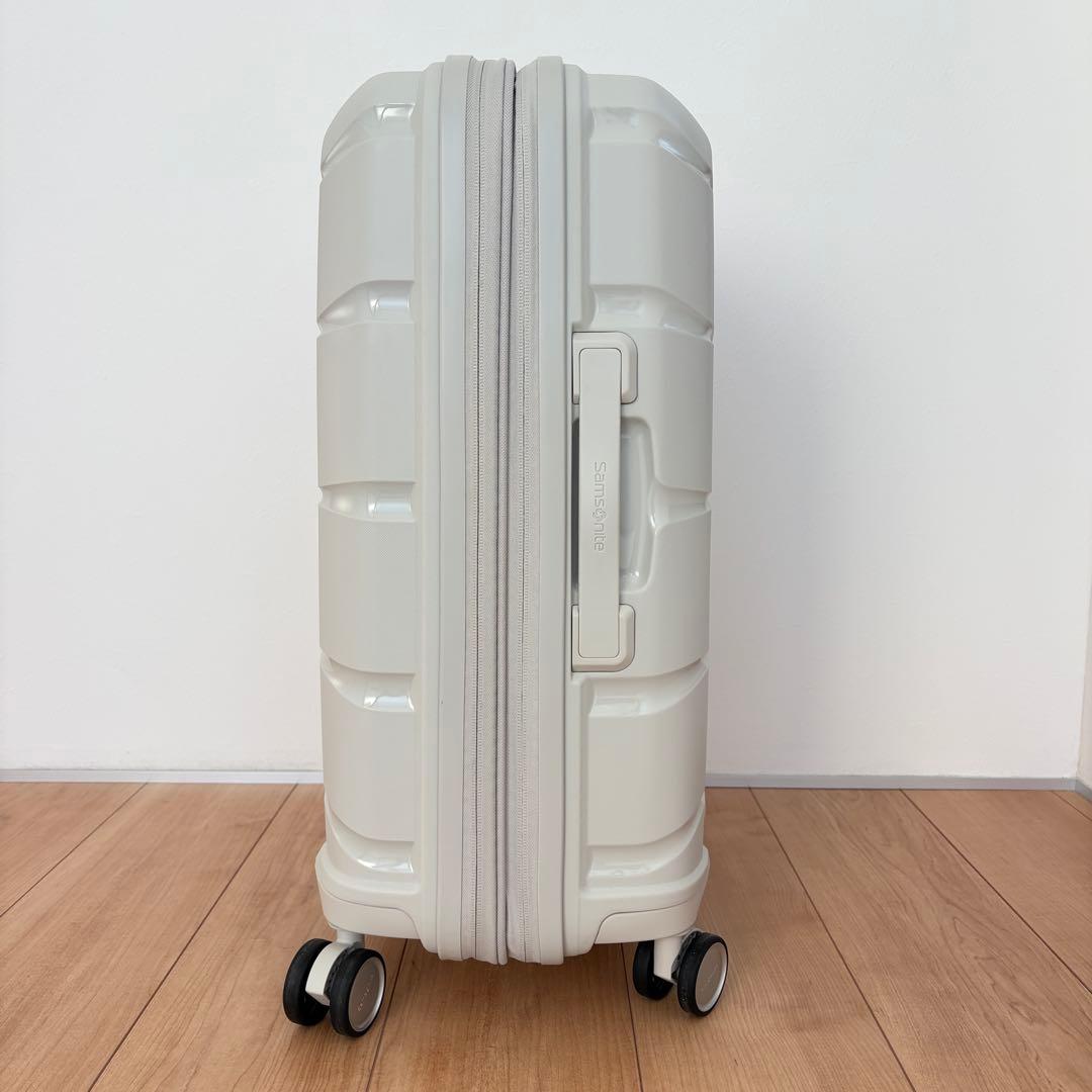 【新品】 サムソナイト Outline Pro Carry-On Spinner