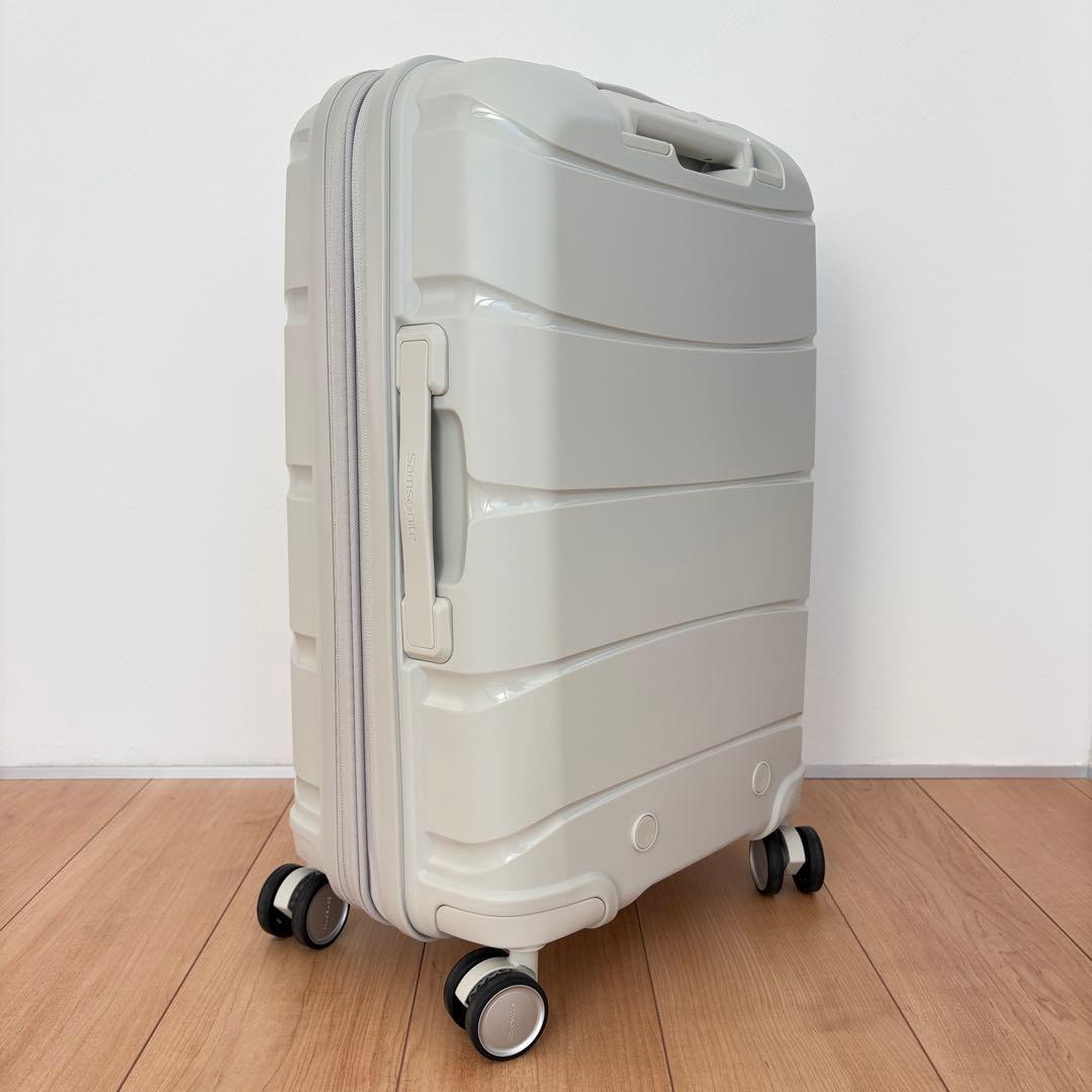 【新品】 サムソナイト Outline Pro Carry-On Spinner