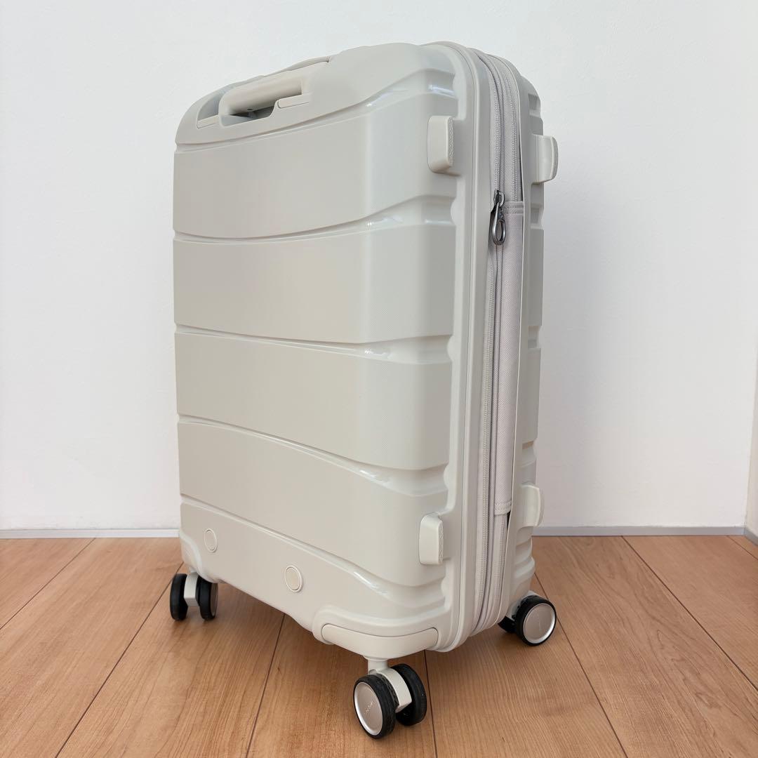 【新品】 サムソナイト Outline Pro Carry-On Spinner