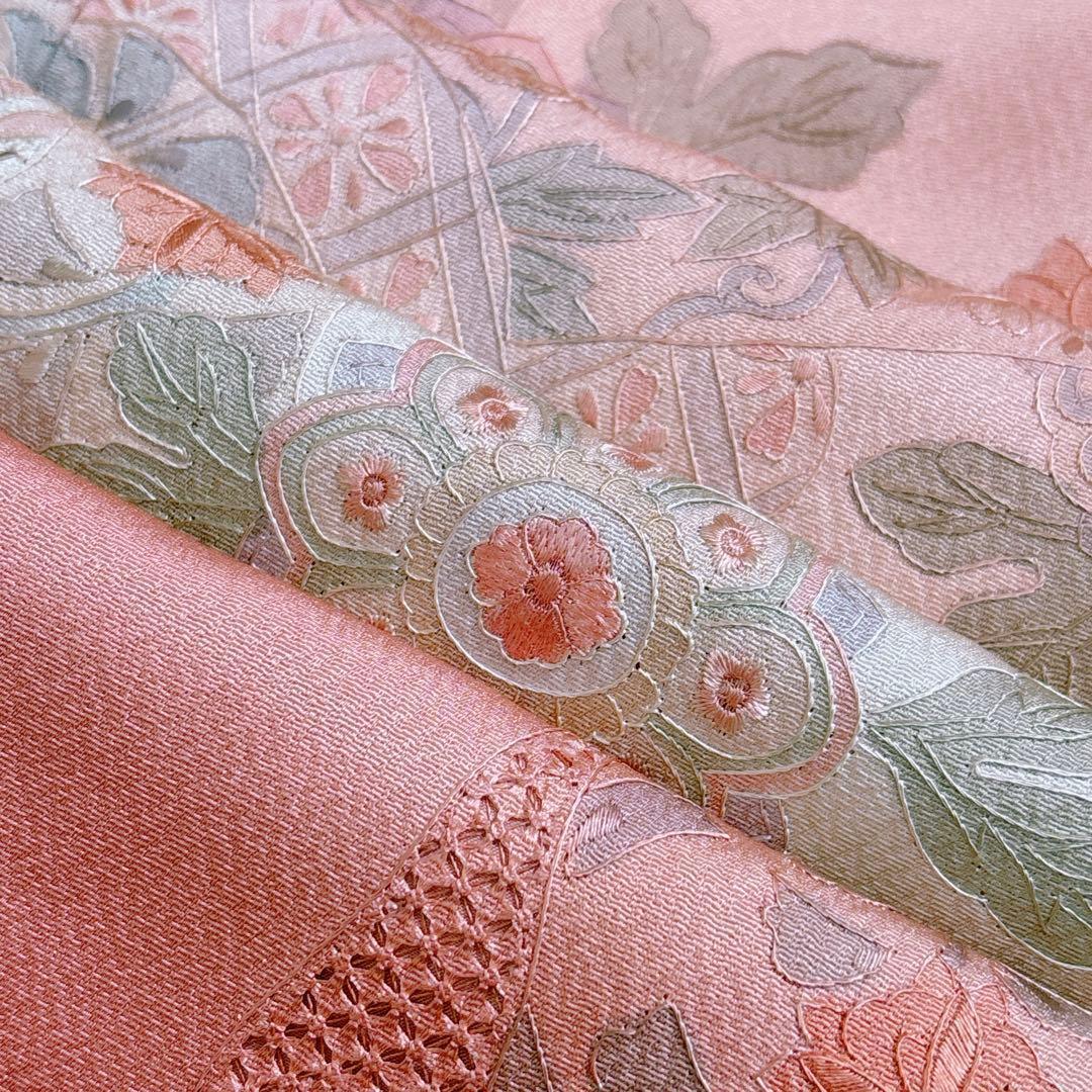 A106愛華 未使用着物 刺繍　スワト　宍色　美品　正絹　フォーマル