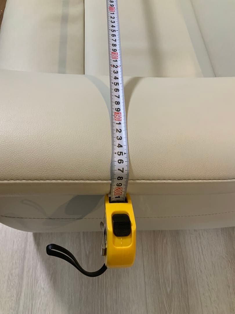 ３人掛けソファ　アイボリー　東京インテリア