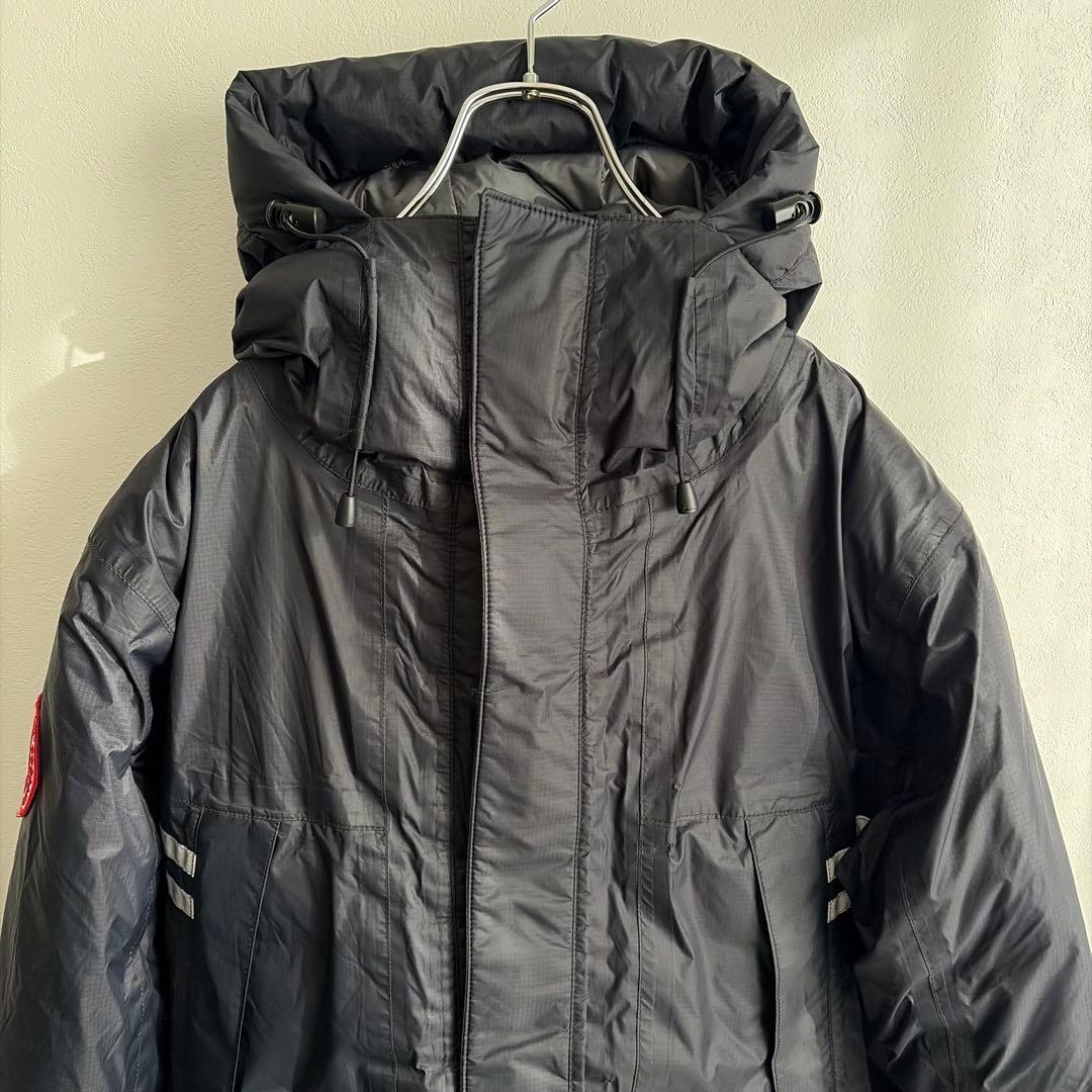 【極美品✨希少】カナダグース　マウンテニアジャケット　ダウン　黒　M相当　ダウン