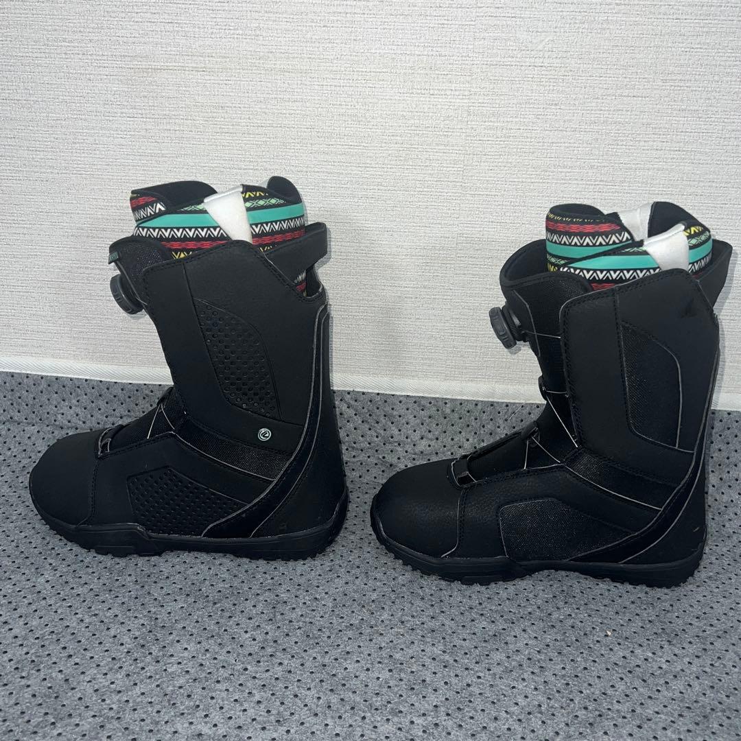 数回使用 レディース 24cm FLOW HYKU BOA スノボブーツ