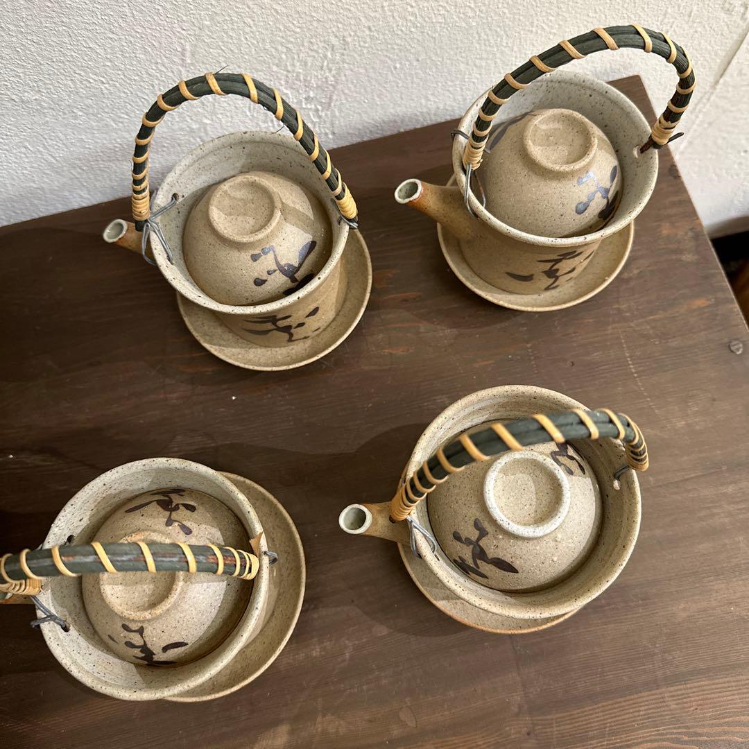 土瓶蒸し器　素焼き　4セットと受け皿1枚付き