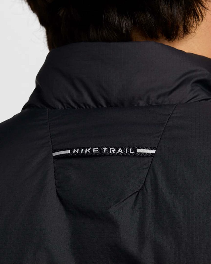 L ナイキ ランディビジョン エアロレイヤー ベスト FZ0002-010