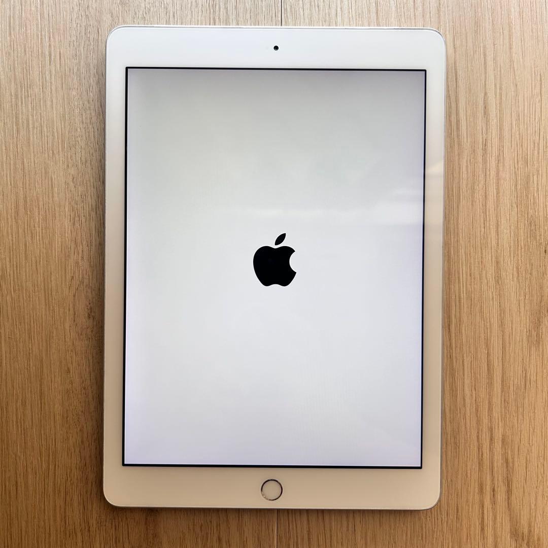 Apple iPad（第5世代）MP1L2J/A 32GB A1823