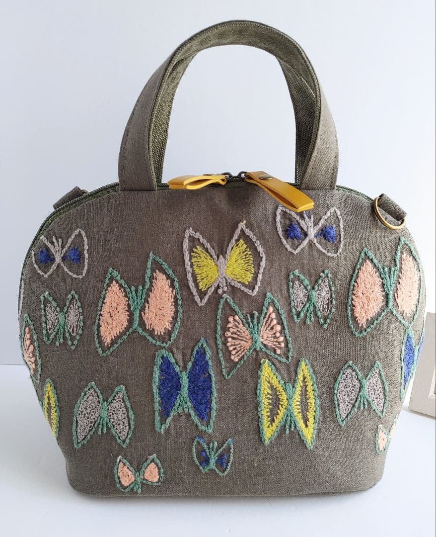 ミナペルホネン　レア　sky flower　ミニサイズまるいショルダーバッグ　秋