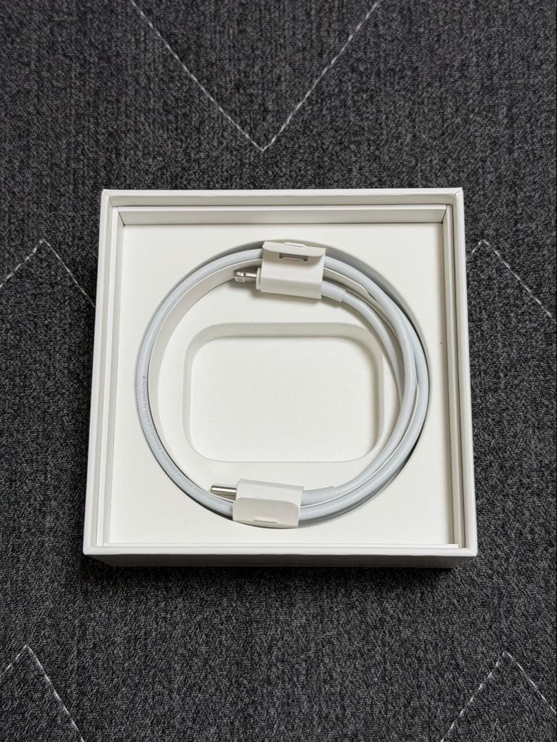 【美品】Apple AirPods Pro 第2世代 MagSafe充電