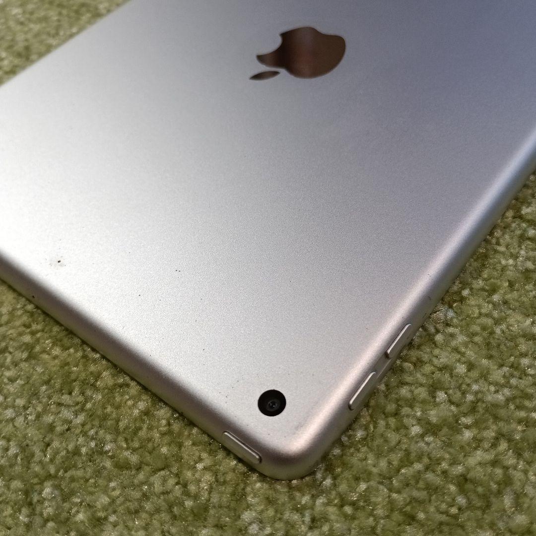 iPad 第6世代　32GB