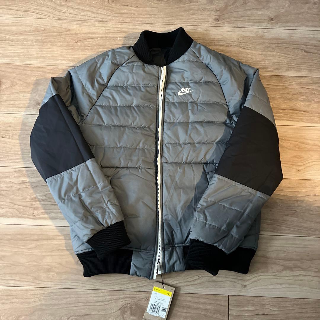 NIKE リバーシブル　ジャケット