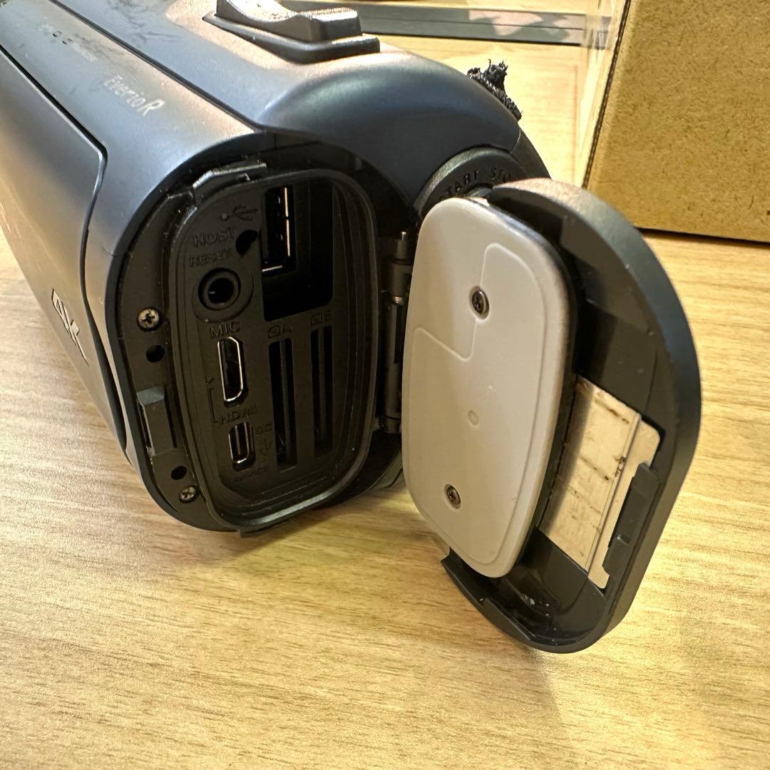 【美品】JVC Everio R GZ-RY980 4k 防水防塵　ビデオカメラ