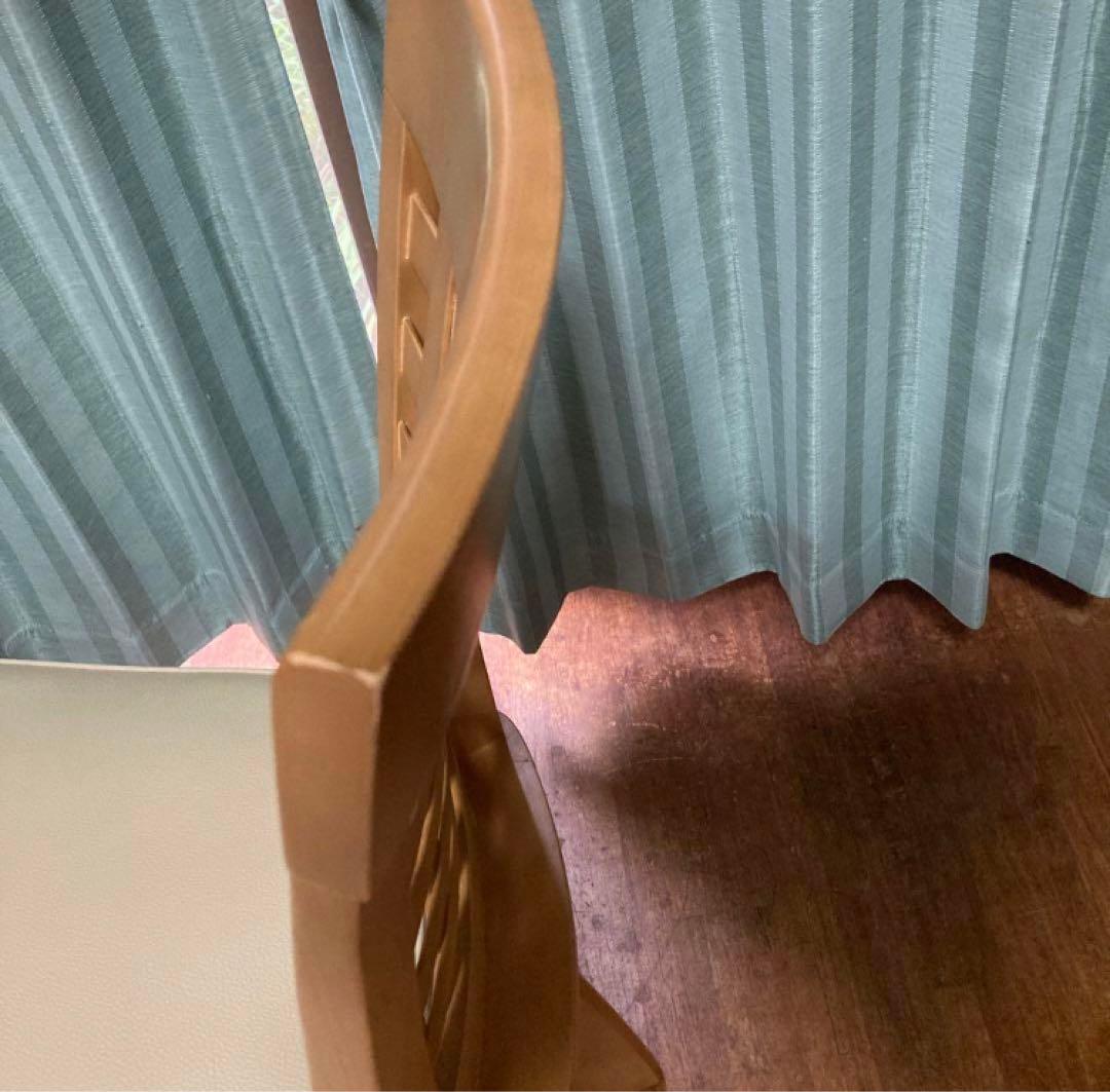 ニトリ木製イス2