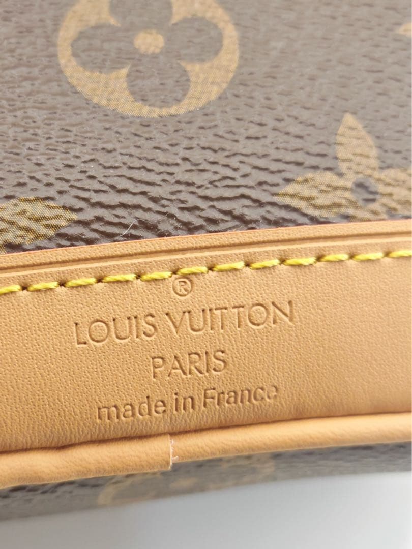 LOUIS VUITTONノエ BB モノグラムショルダーバッグ バケットバッグ
