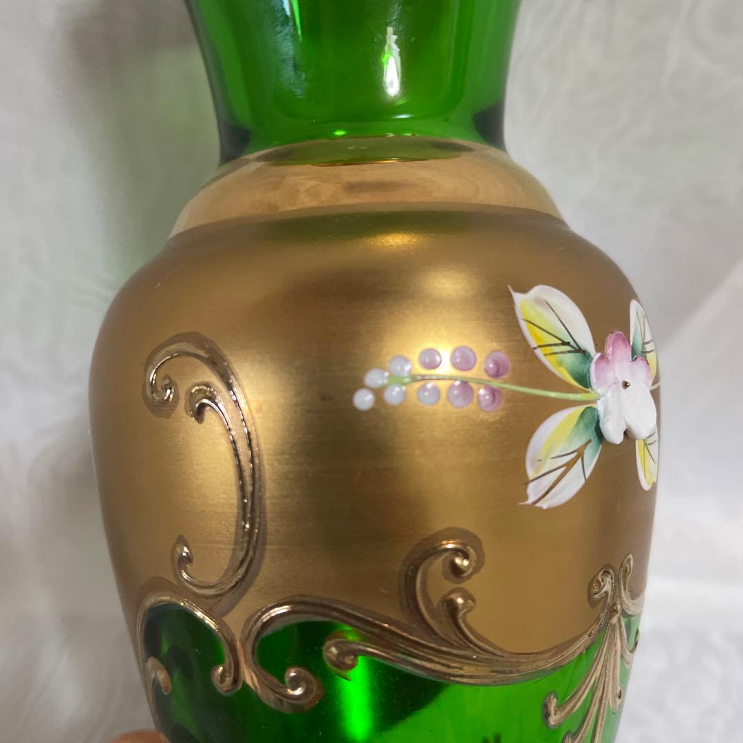 ベネチアングラス　花瓶　ハイエナメル　金彩　立体　グリーン　浮き彫り花　ムラーノ
