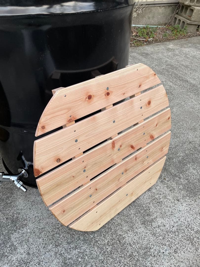 ドラム缶風呂 排水蛇口とすのこ付き 蓋あり