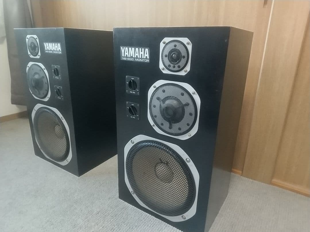 ②左(L)YAMAHA NS-1000 MONITOR スピーカー