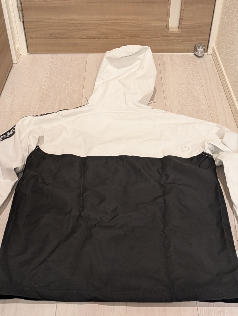 【SANDSとDCSHOECOUSA】スノーボードウェア上下 セット